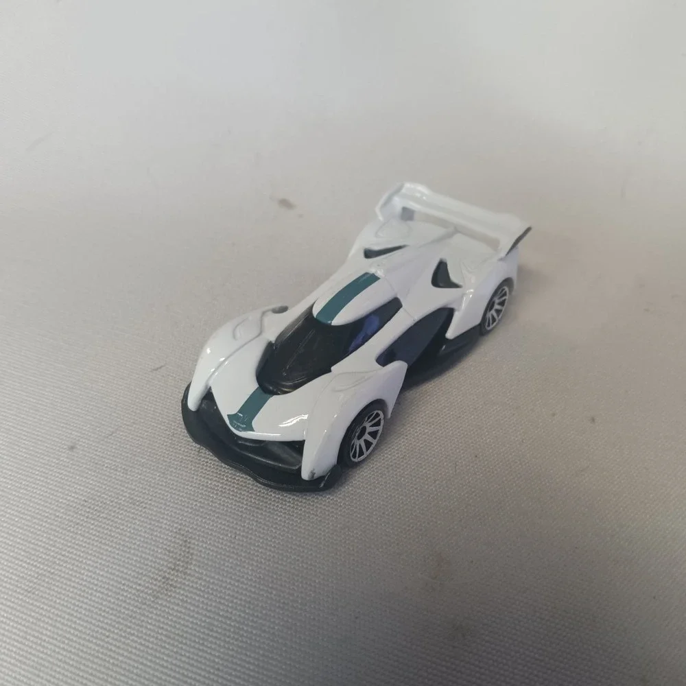 Hot Wheels mclaren solus